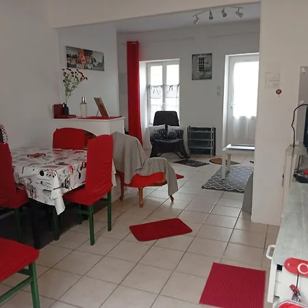 Апартаменты Maison De - 4 Pers., Animaux Ok - Fr-1-746-38